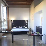 Odalys Le Cheval Blanc 3* Nîmes