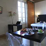 Odalys Le Cheval Blanc アパートホテル