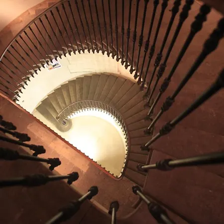 Odalys Le Cheval Blanc Nîmes