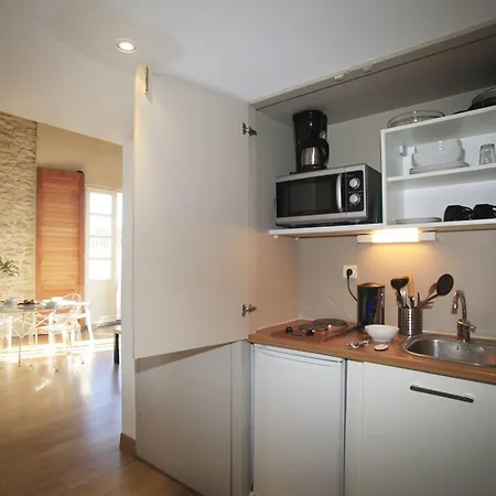 Odalys Le Cheval Blanc Apartahotel Nimes