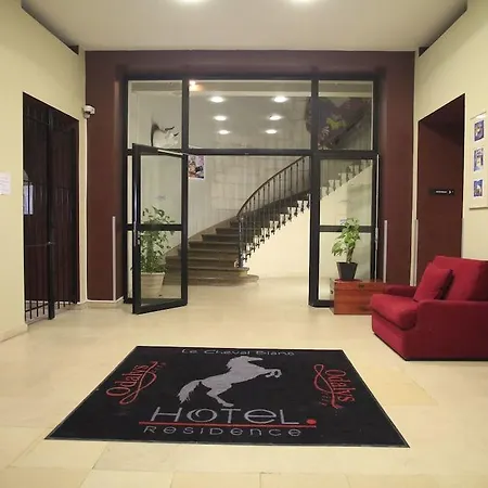 Aparthotel Odalys Le Cheval Blanc 3*