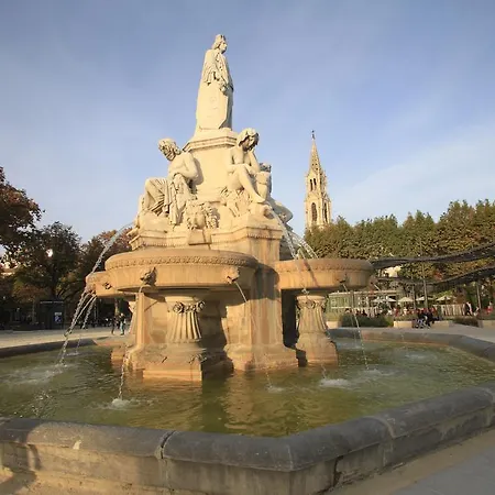 Aparthotel Odalys Le Cheval Blanc Nîmes