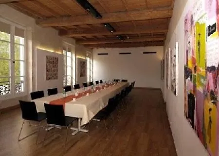 Odalys Le Cheval Blanc Appart hôtel Nîmes